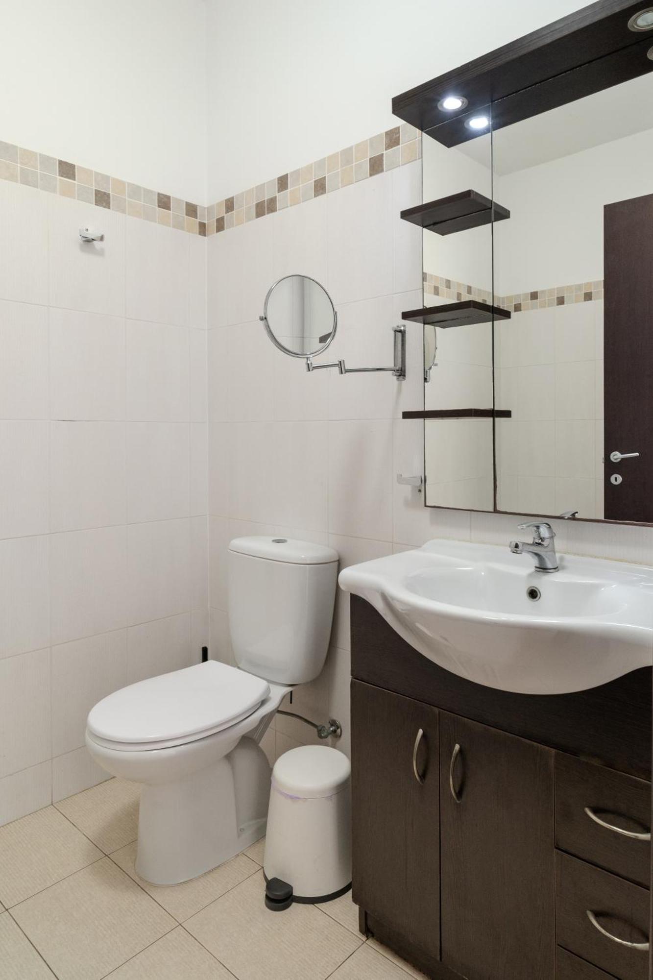 Violet Dusk City Center Flat Larnaca Exterior photo